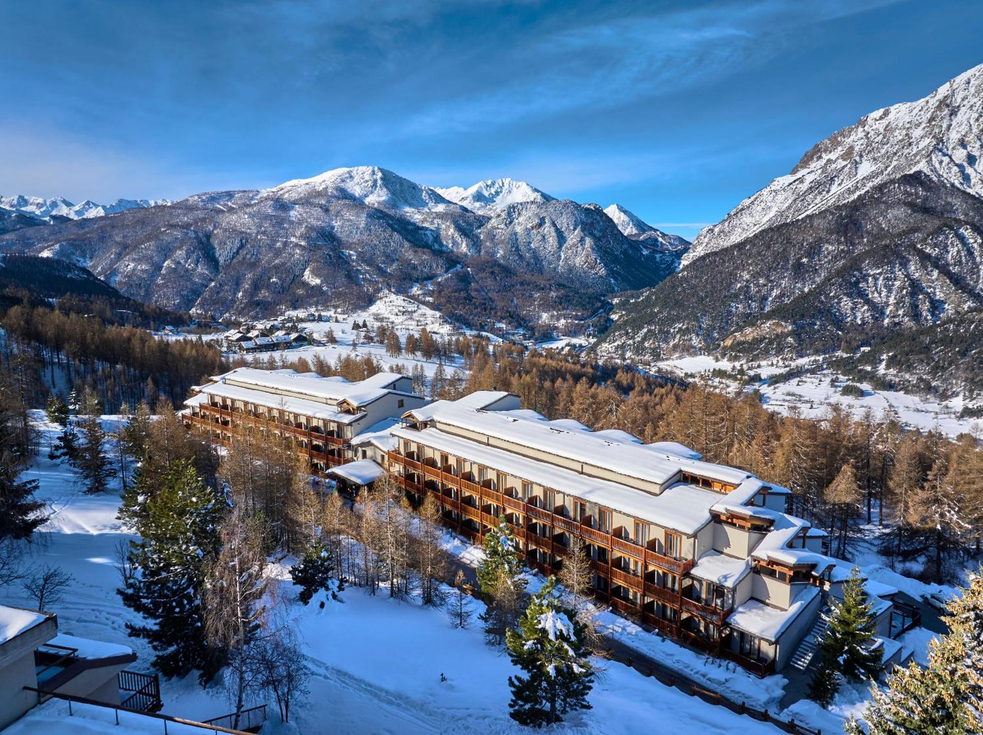 Hotel Sansicario Majestic Cesana Torinese Exteriör bild